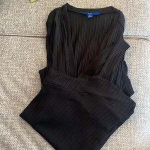 Cardigan and tank shirt set.